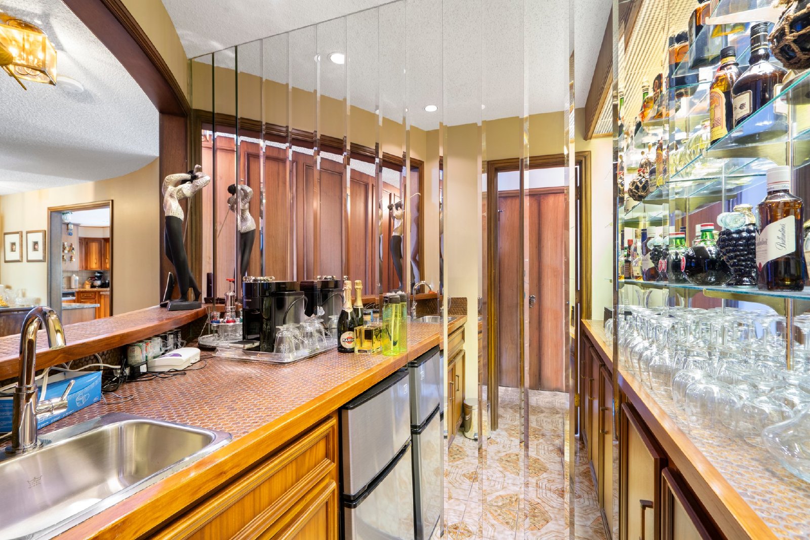 836 Edgemont Rd NW - - property image