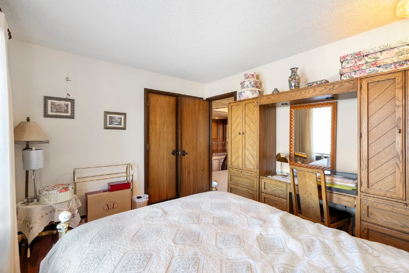 836 Edgemont Rd NW - - property image