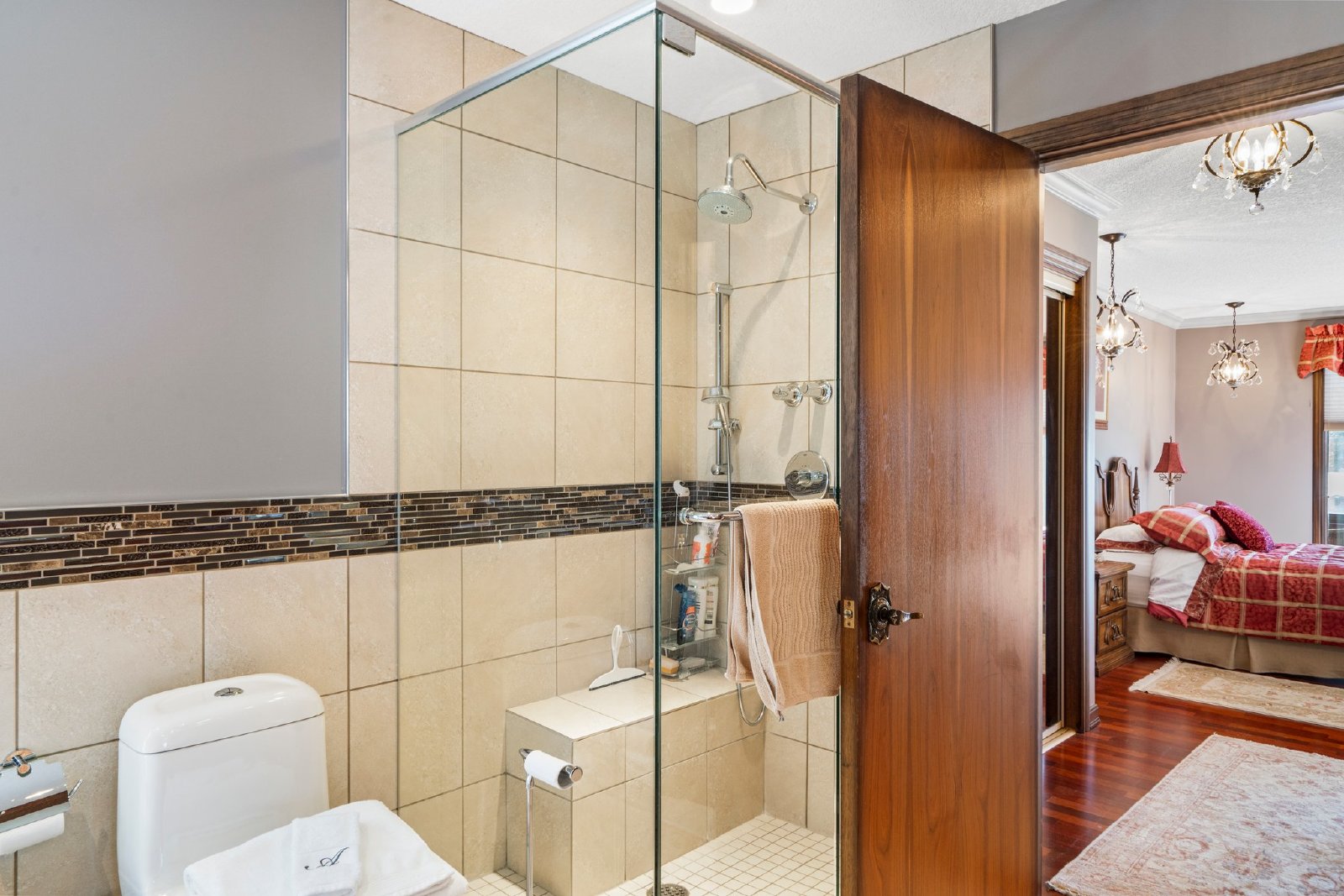 836 Edgemont Rd NW - - property image