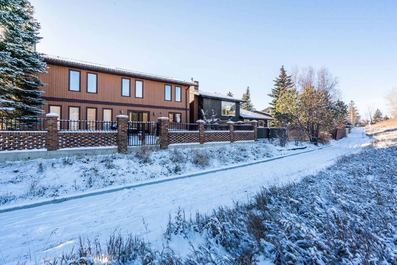 836 Edgemont Rd NW - - property image