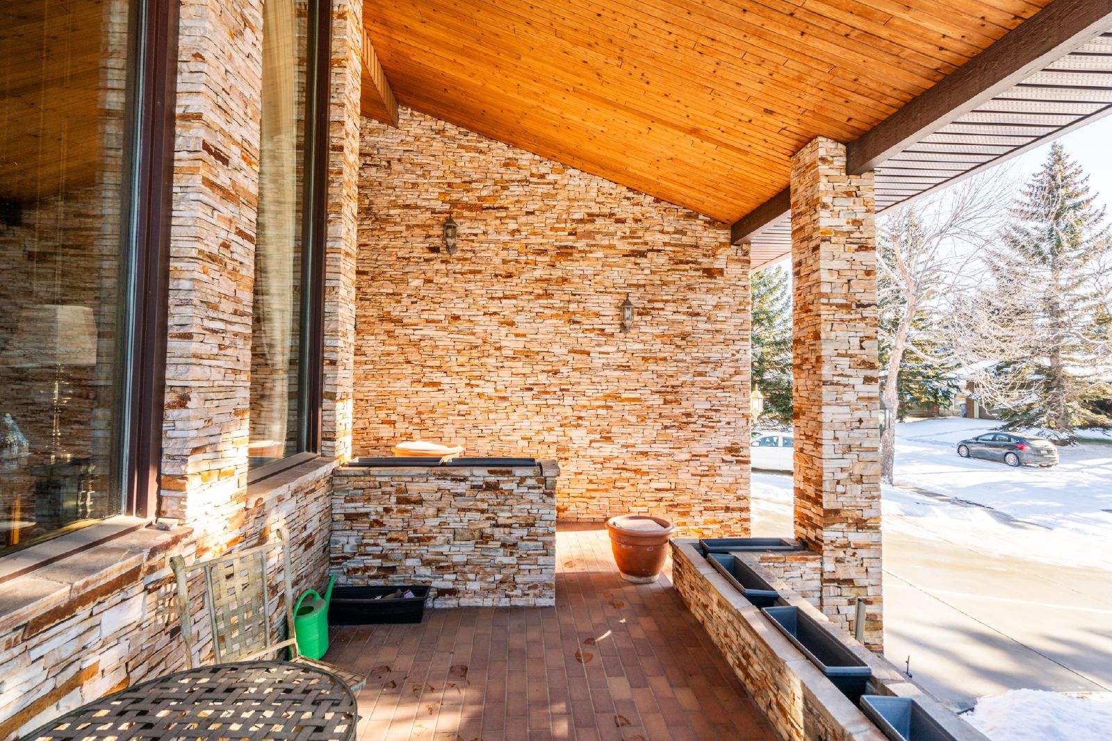 836 Edgemont Rd NW - - property image