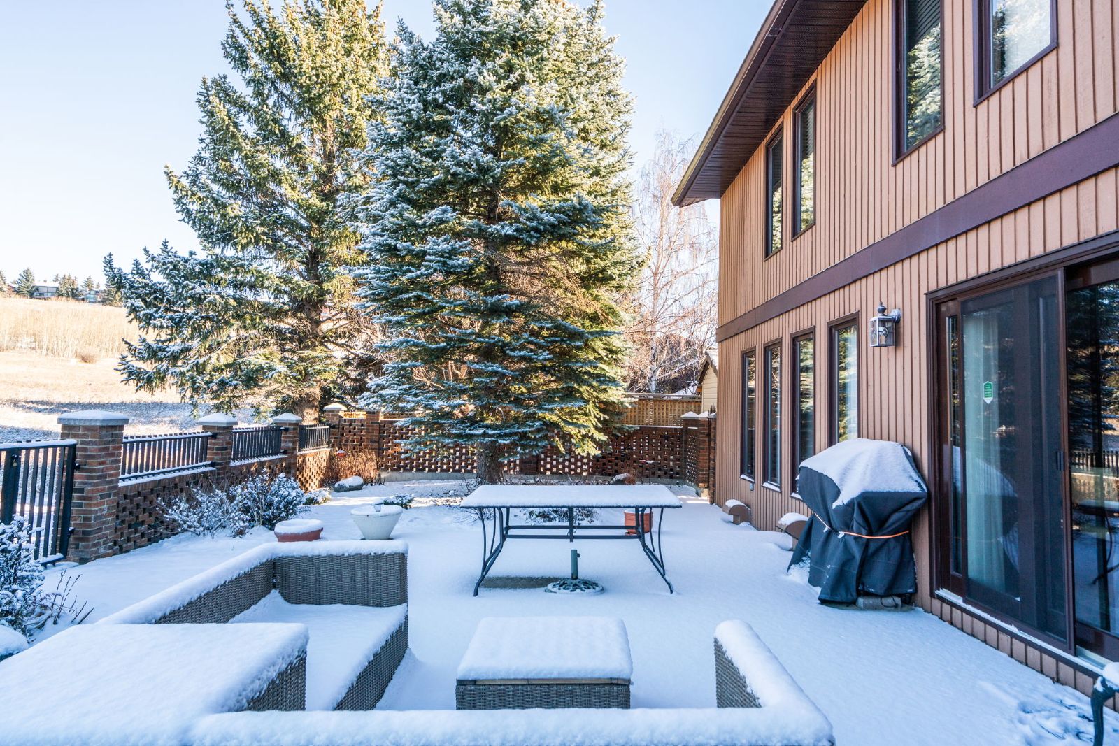 836 Edgemont Rd NW - - property image