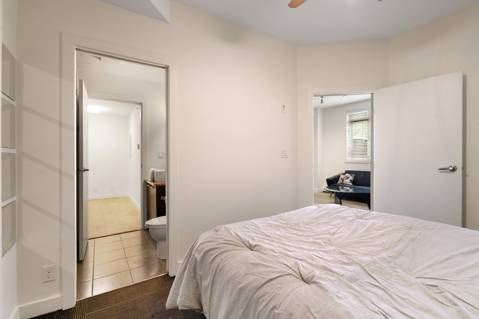 106, 333 - 22 Avenue SW - 1 property image