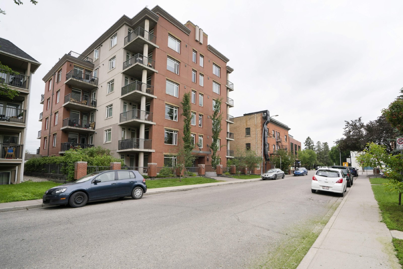 106, 333 - 22 Avenue SW - 1 property image