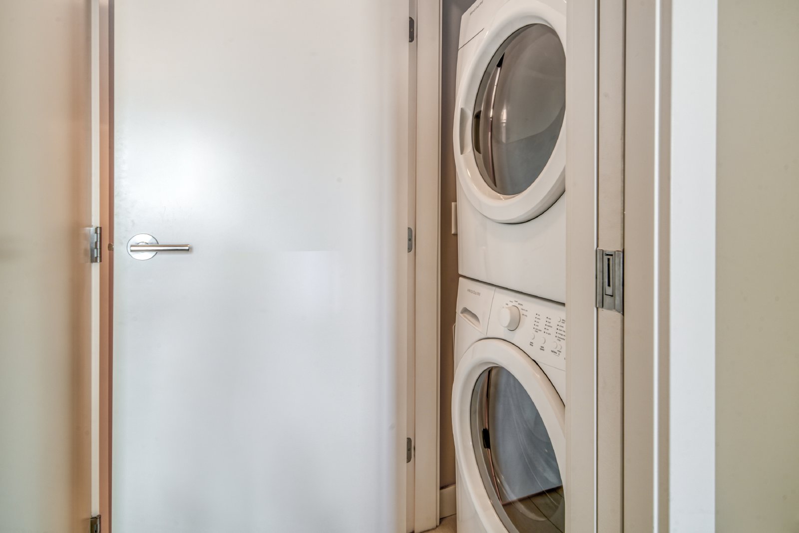 311, 1720 10 Street SW - 1 property image