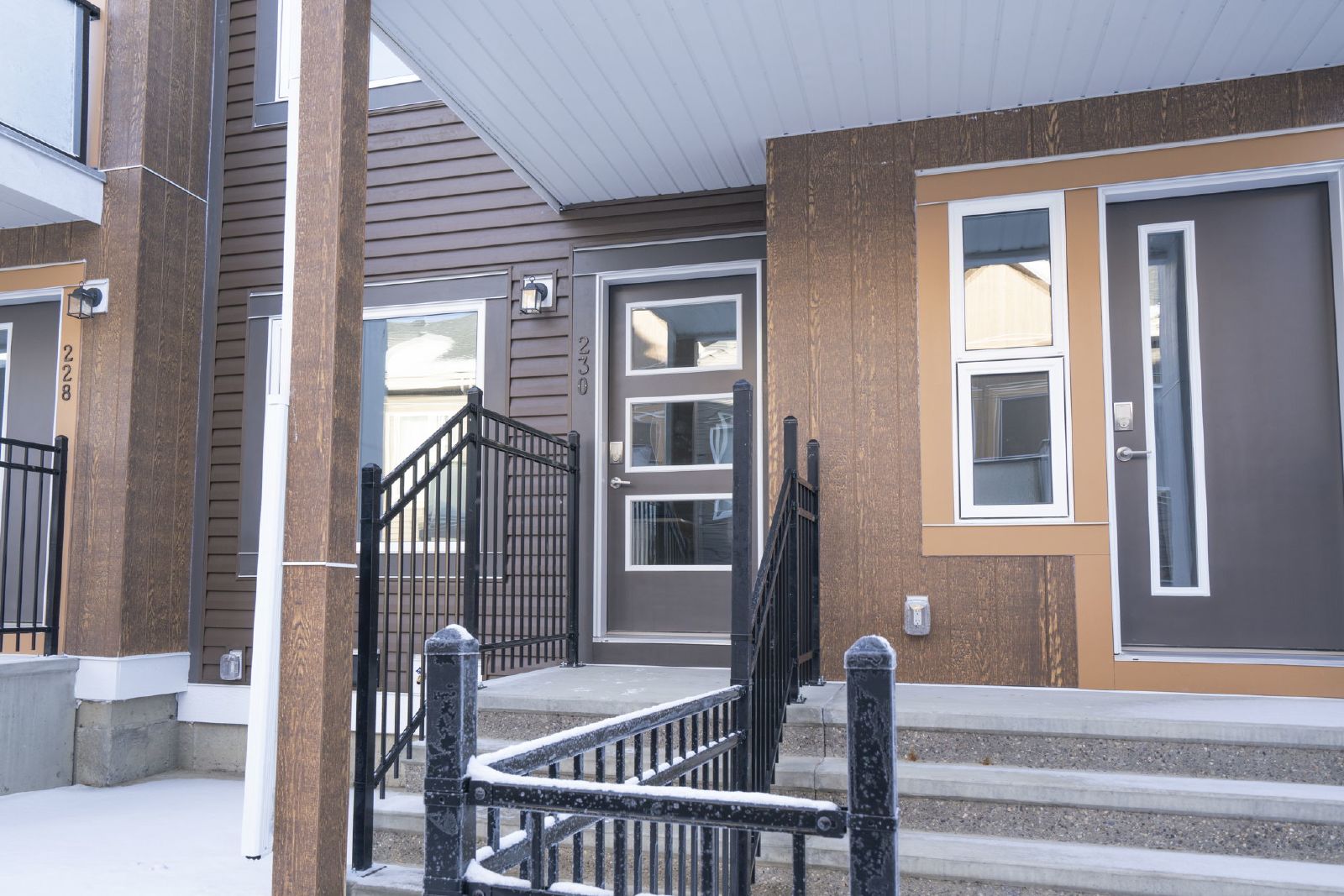 230 Livingston Common NE - - property image