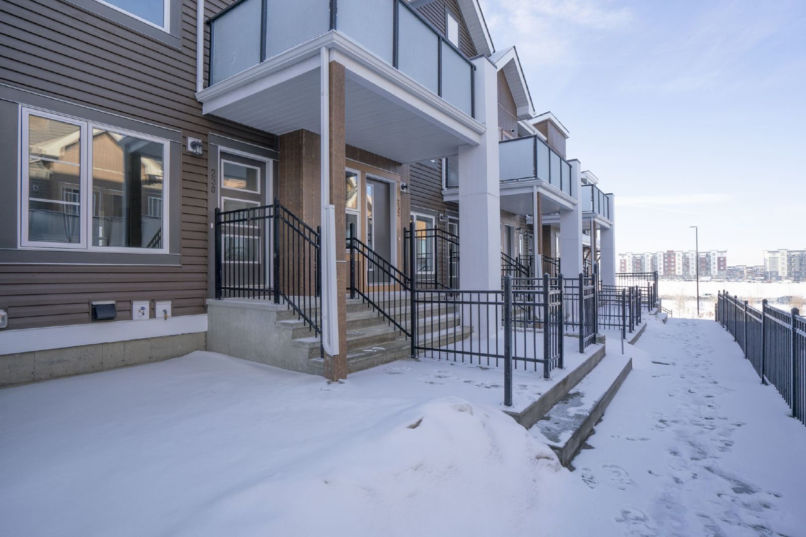 230 Livingston Common NE - - property image