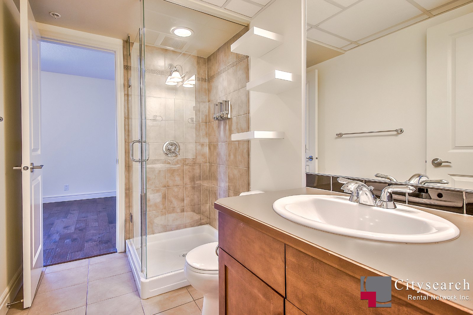 904, 920 5 Ave SW - - property image