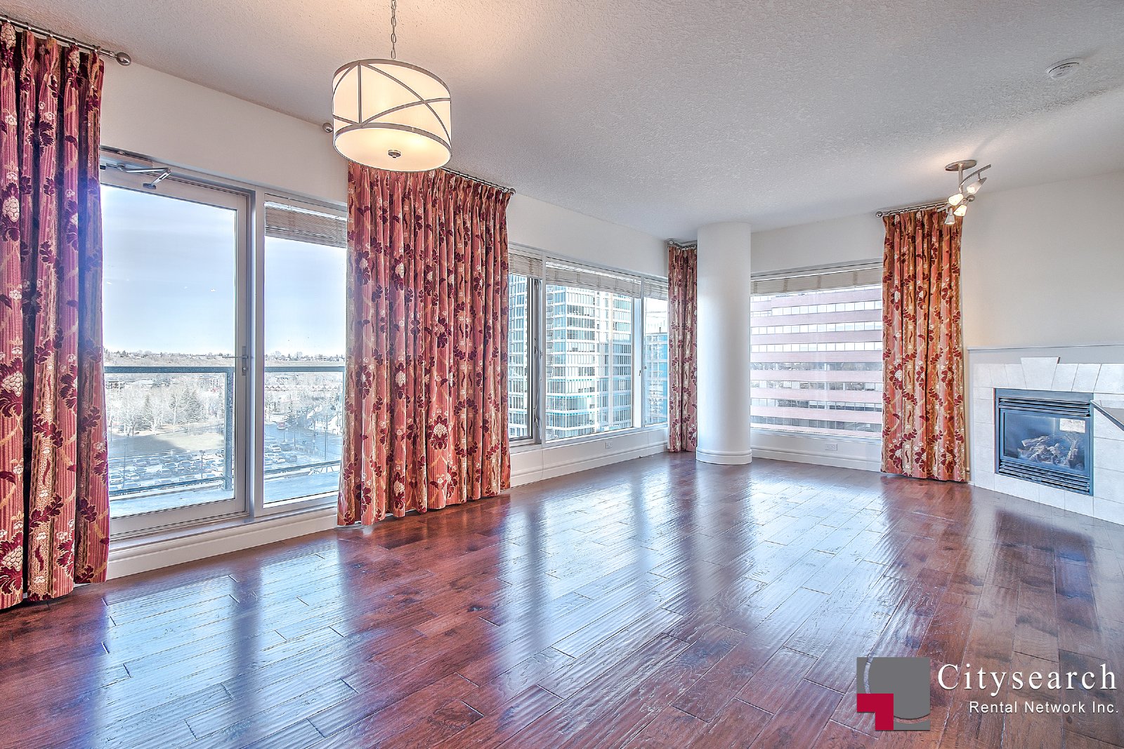 904, 920 5 Ave SW - - property image