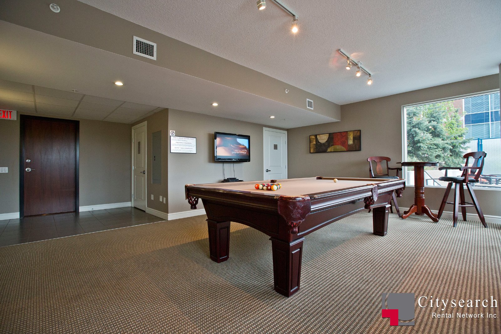 904, 920 5 Ave SW - - property image