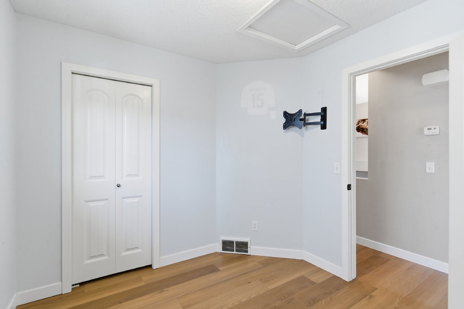 84 Panora Close NW - 1 property image