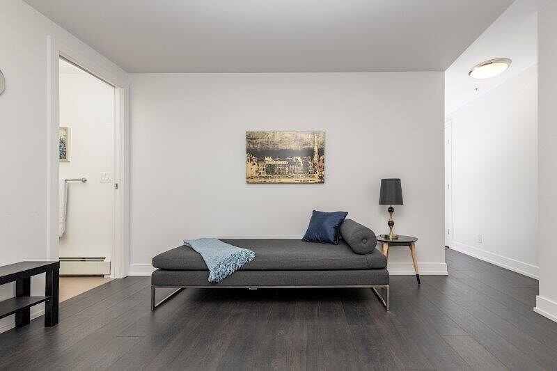 109, 1500 7 St SW - - property image