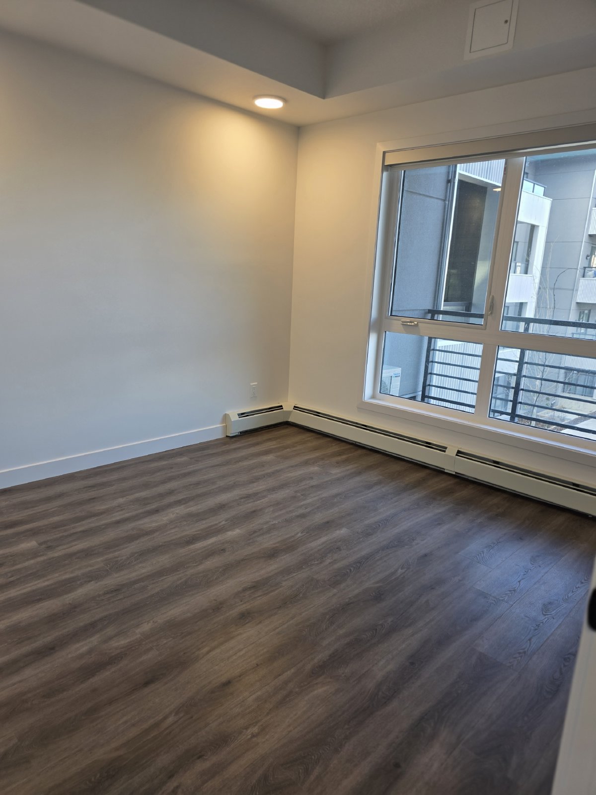 3211, 350 Livingston Common NE - 1 property image