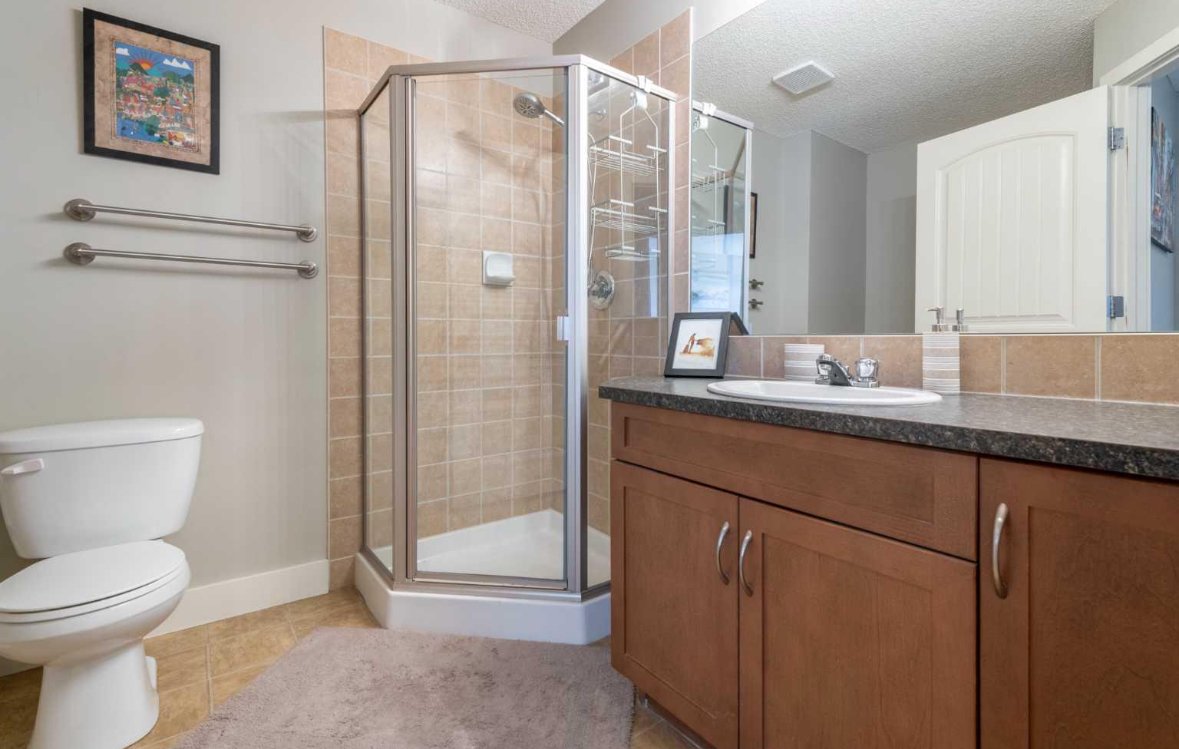 9, 122 Village Heights SW - 1 property image