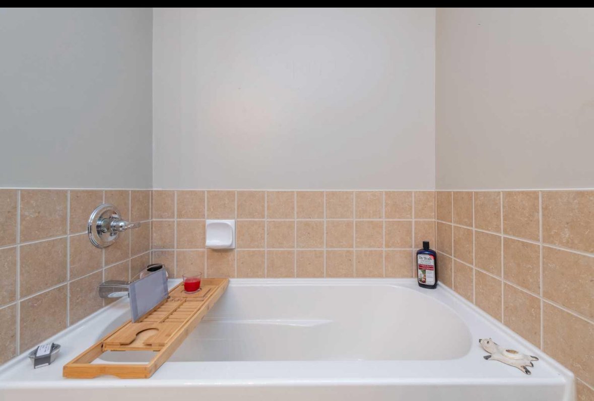 9, 122 Village Heights SW - 1 property image