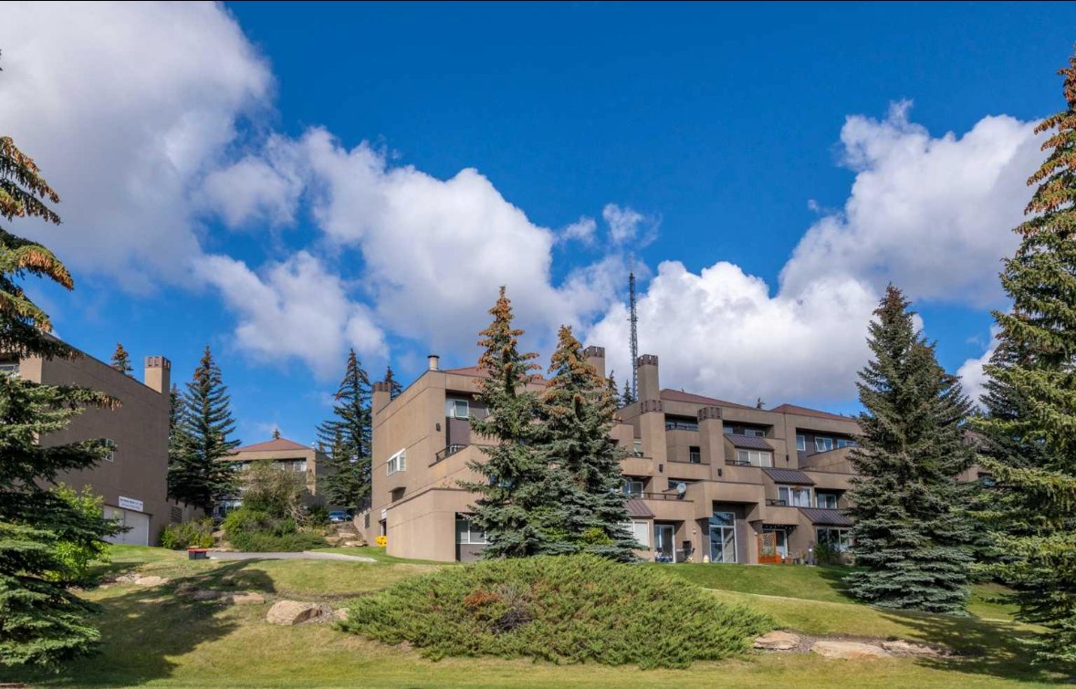 9, 122 Village Heights SW - 1 property image