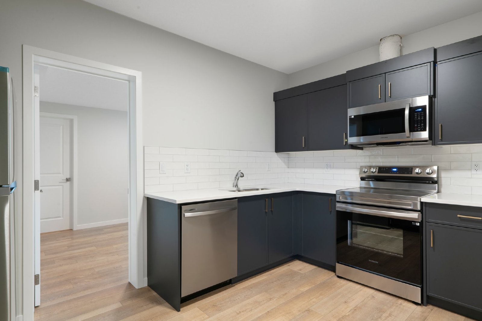 31 Royston Way NW - B property image