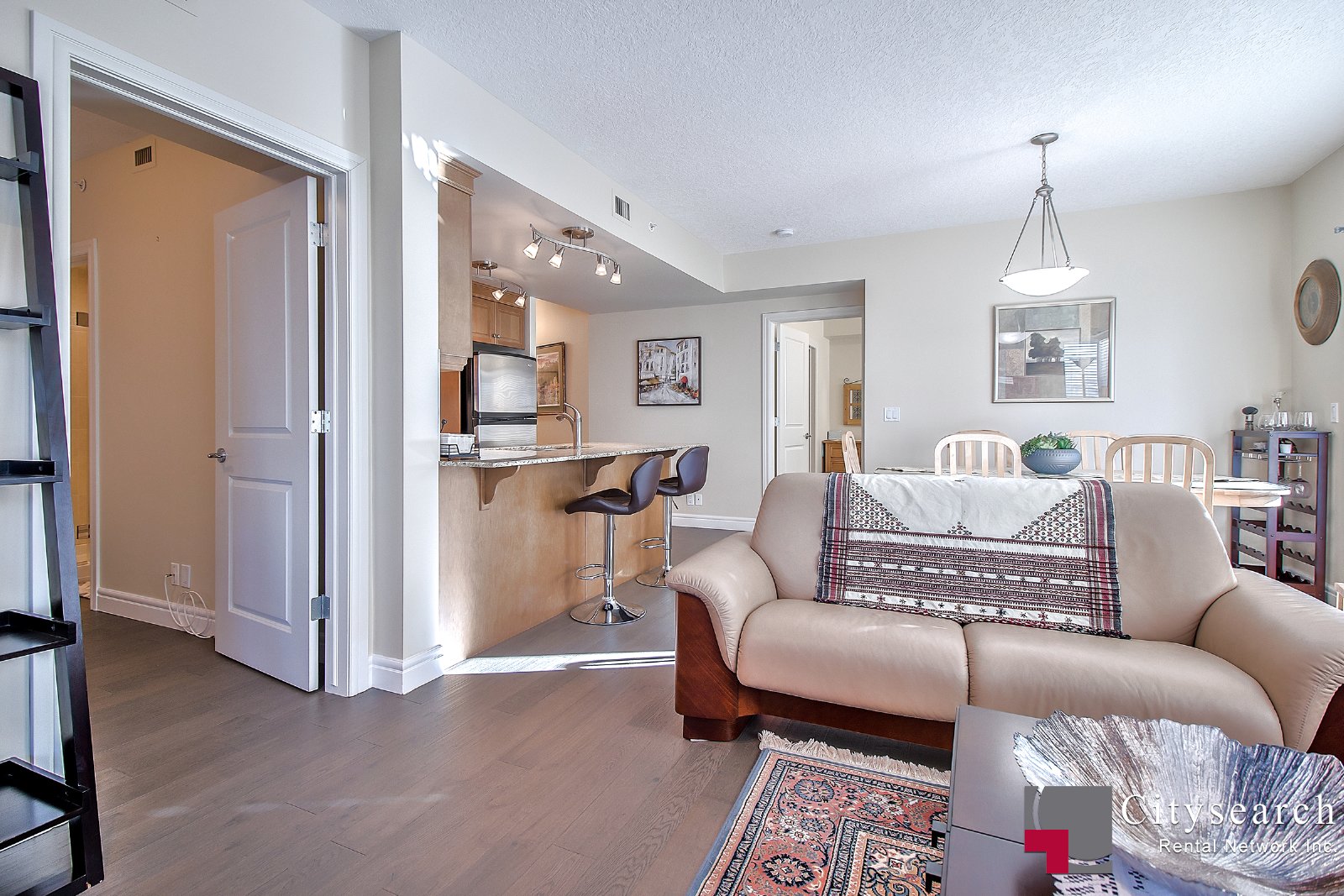 808, 920 - 5 Ave SW - - property image