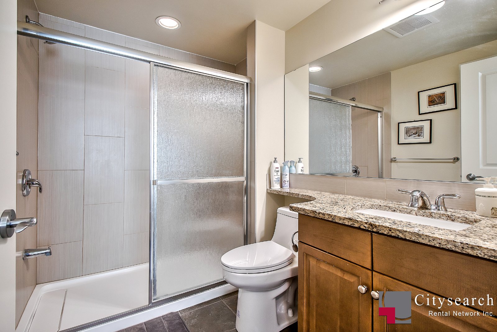 808, 920 - 5 Ave SW - - property image