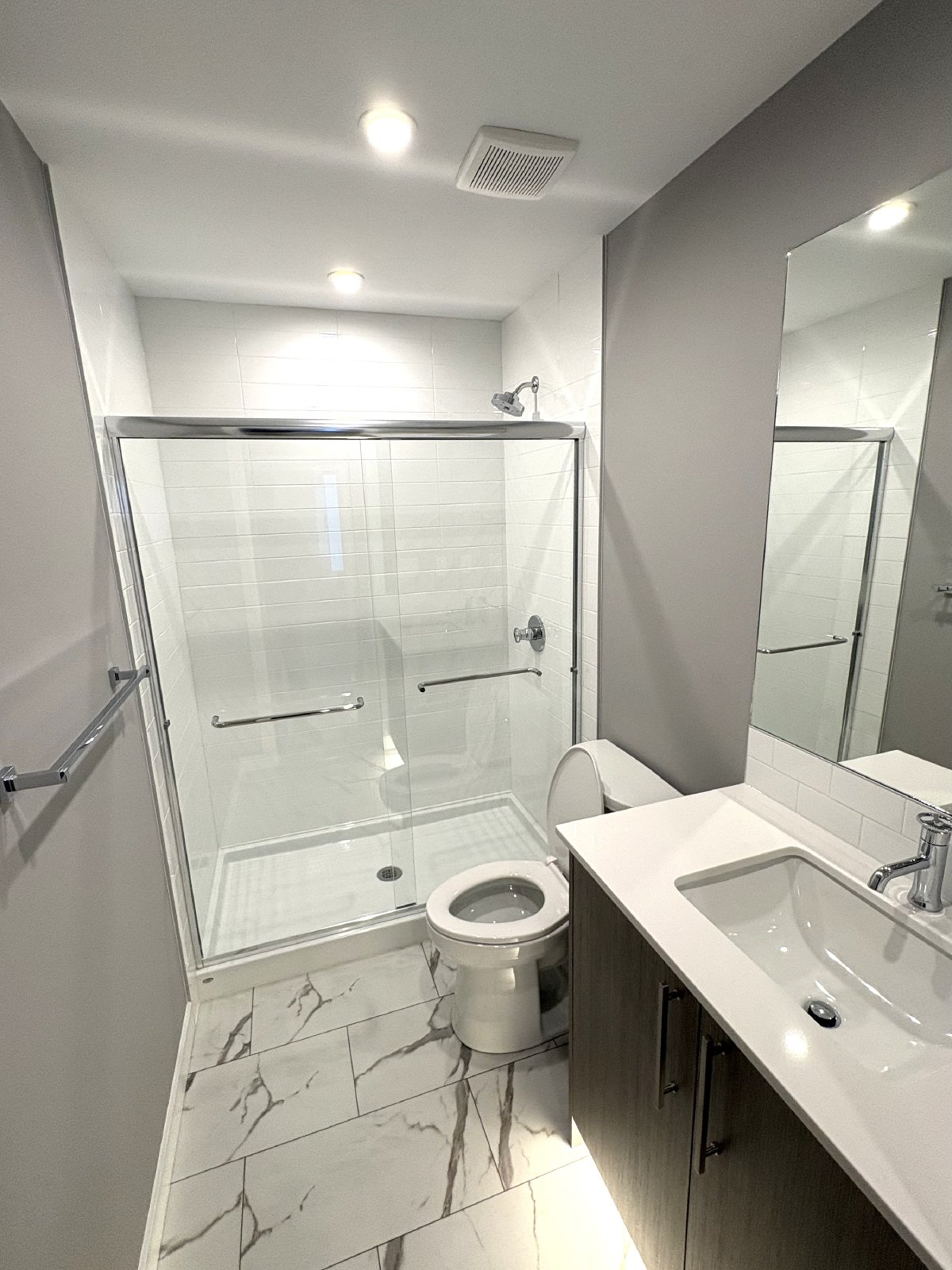 616, 310 15 Avenue SW - 1 property image