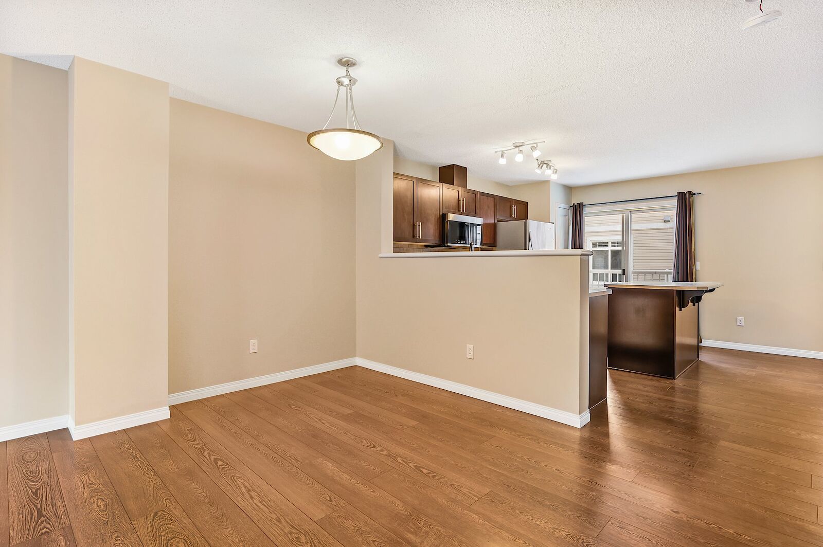 43, 1804 70 St SW - - property image