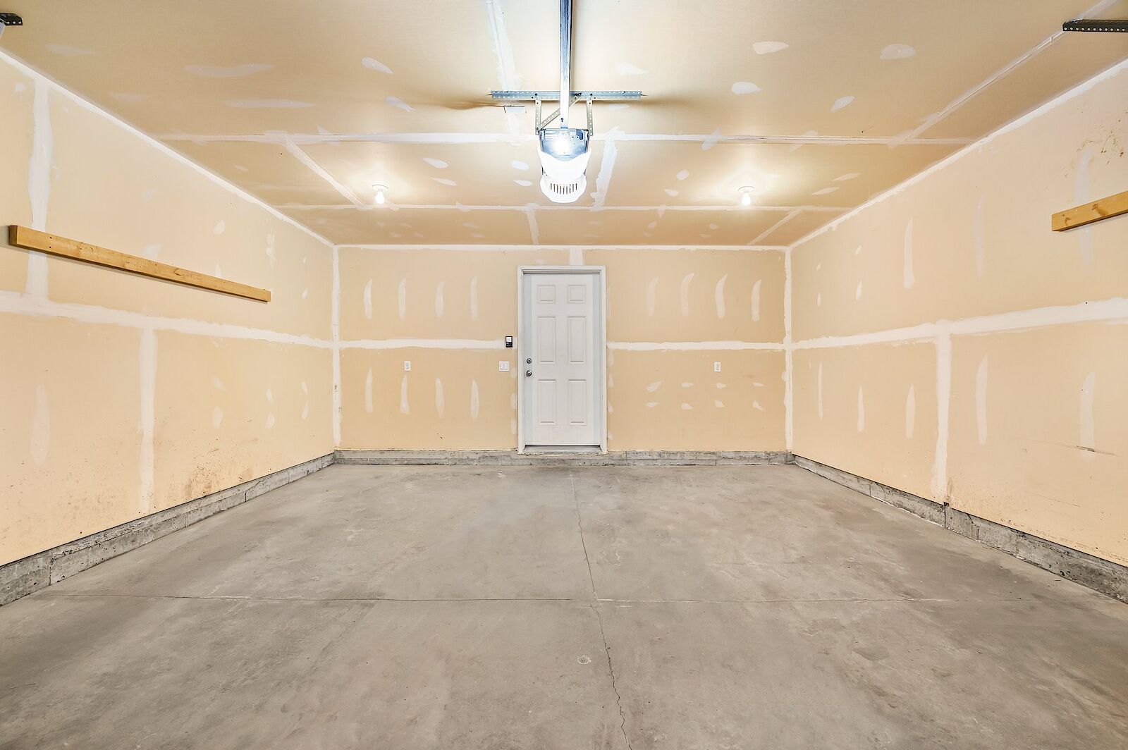 43, 1804 70 St SW - - property image
