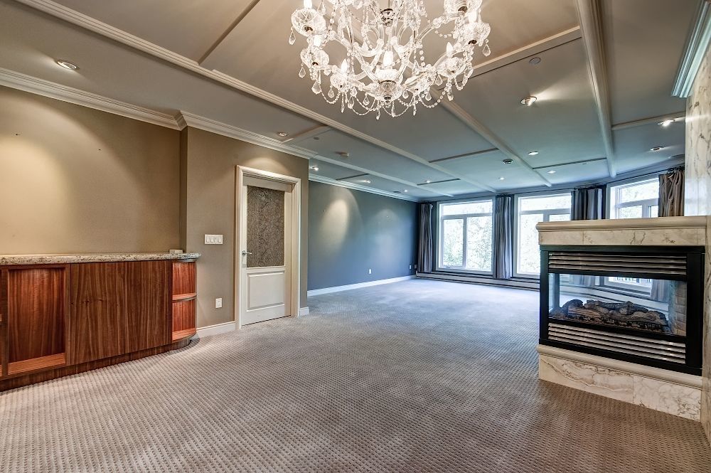 4203, 400 Eau Claire Ave SW - - property image