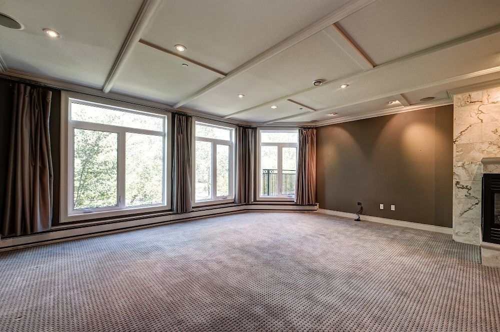 4203, 400 Eau Claire Ave SW - - property image