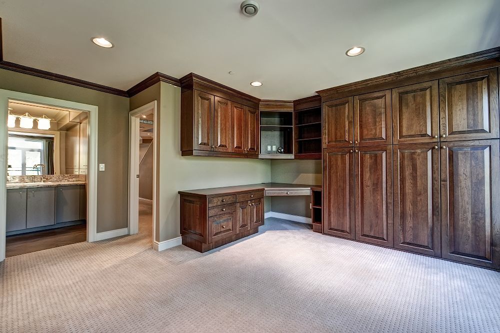 4203, 400 Eau Claire Ave SW - - property image
