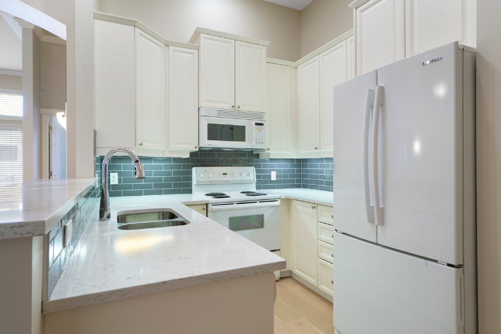206, 881 15 Avenue SW - 1 property image