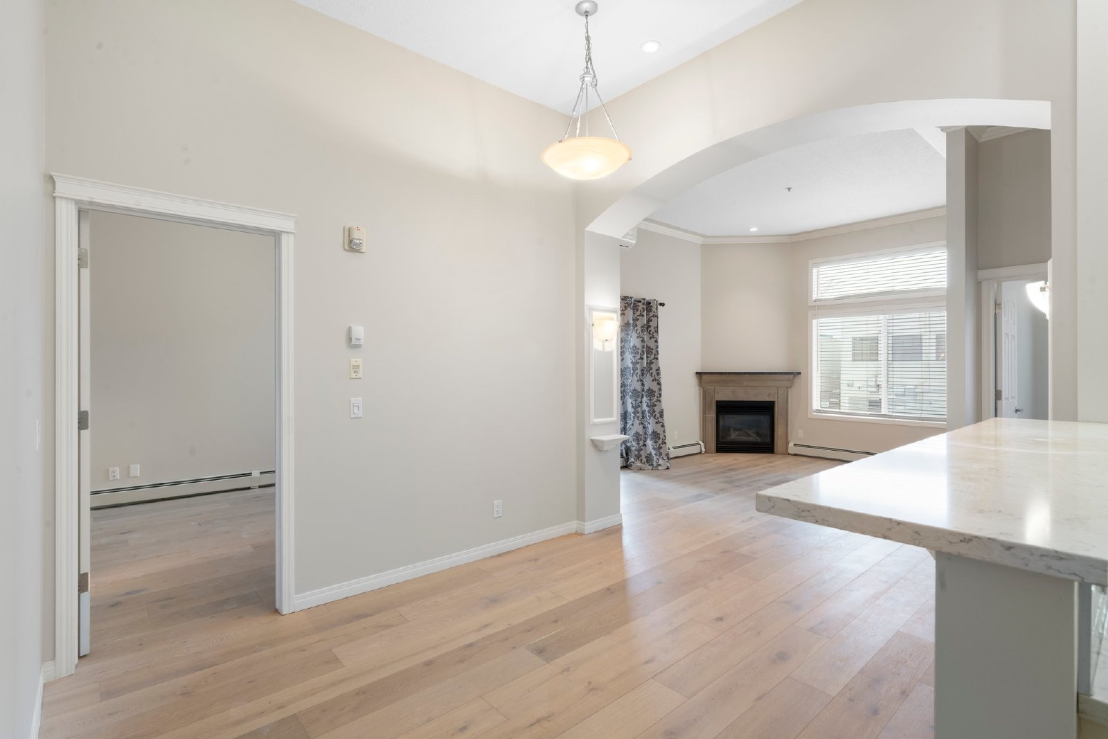 206, 881 15 Avenue SW - 1 property image