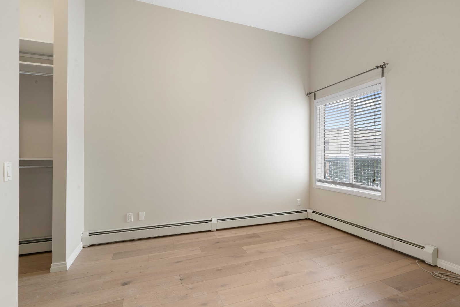 206, 881 15 Avenue SW - 1 property image