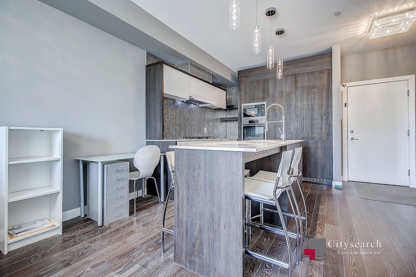 207, 119 19 St NW - - property image