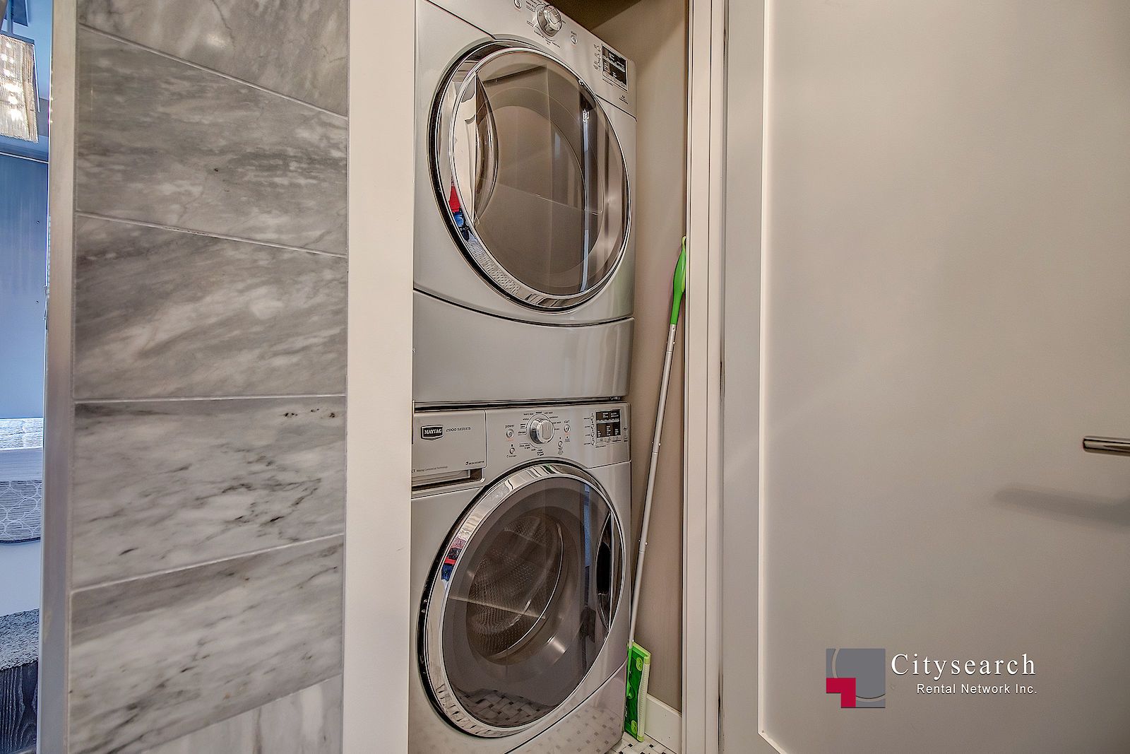 207, 119 19 St NW - - property image