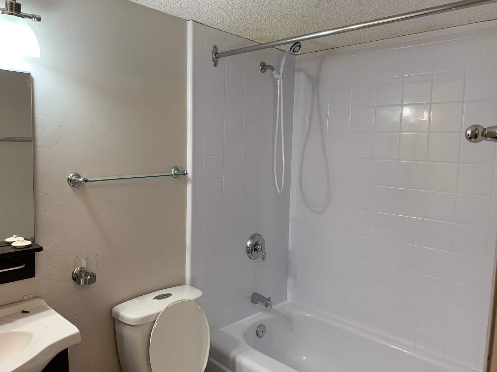 204, 2218 30 St SW - - property image