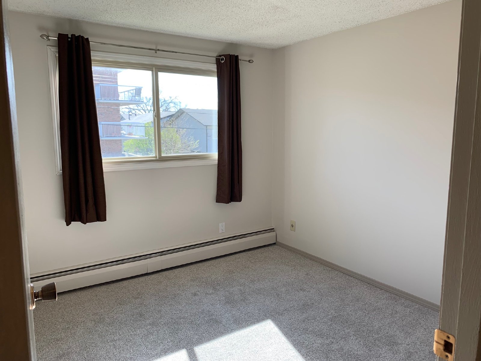 204, 2218 30 St SW - - property image