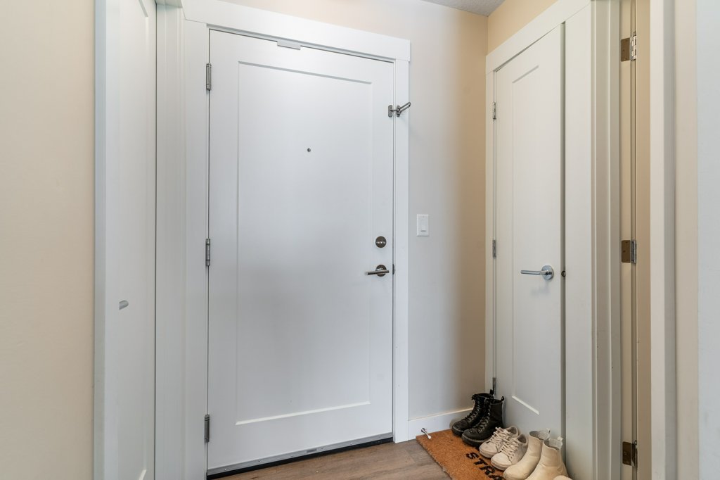 208, 300 Auburn Meadows Common SE - - property image