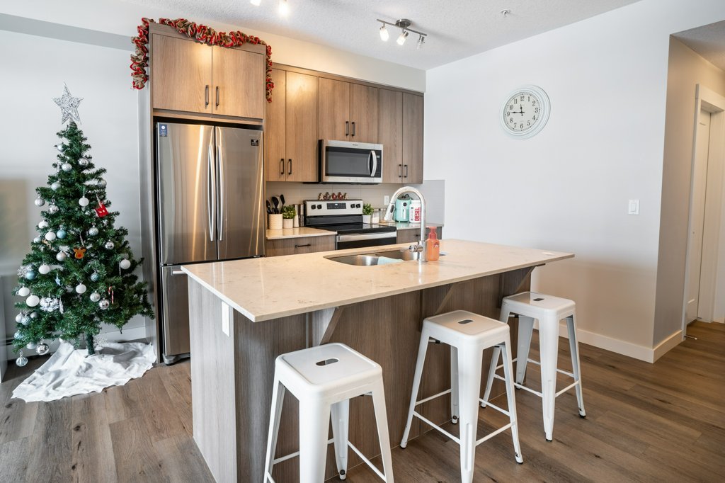 208, 300 Auburn Meadows Common SE - - property image