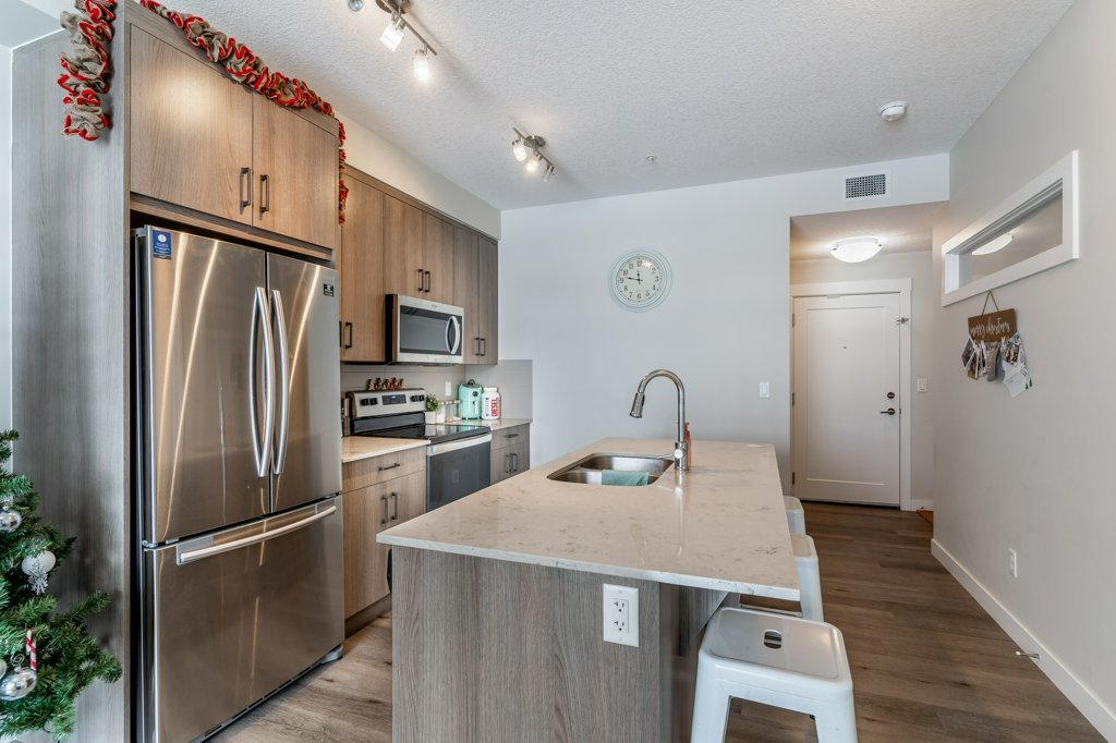 208, 300 Auburn Meadows Common SE - - property image