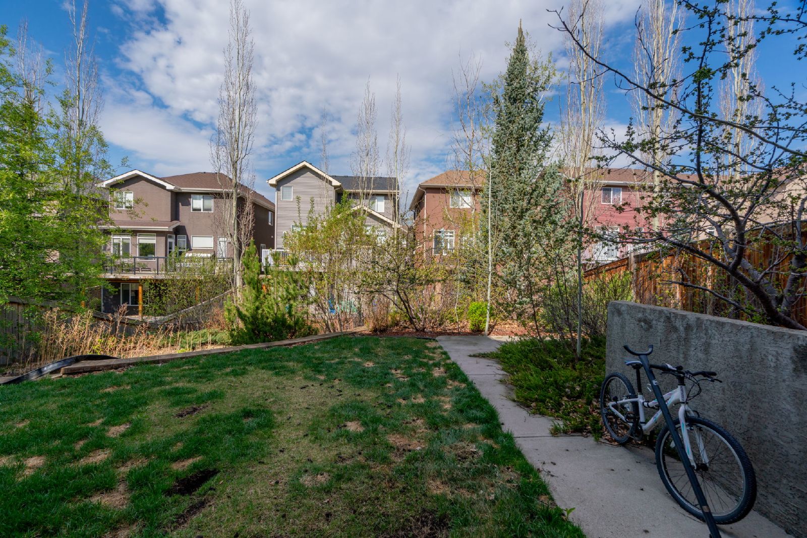 113 Aspen Stone Road SW - 1 property image