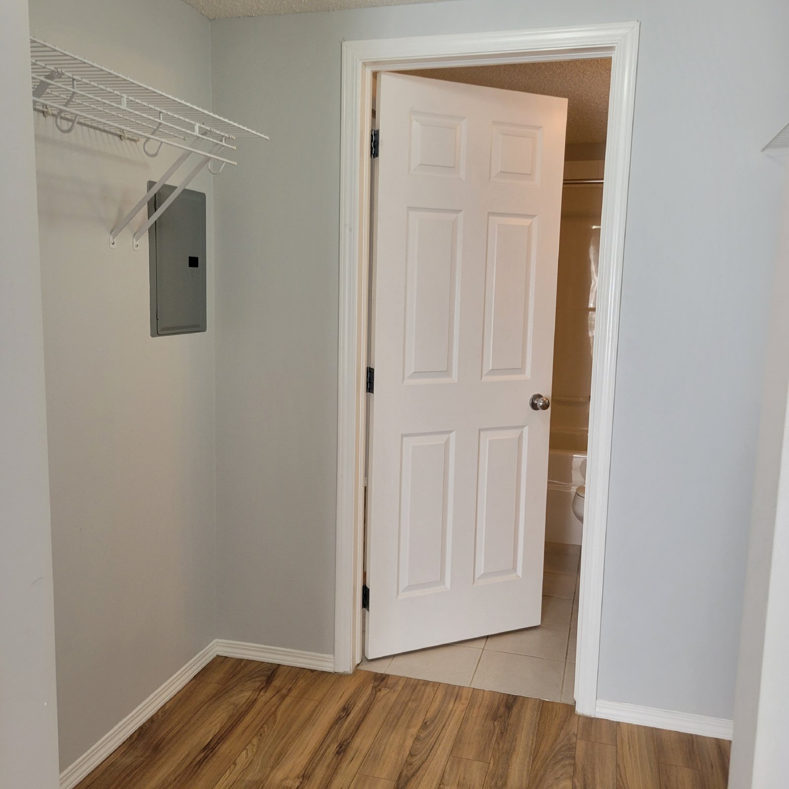 6106, 70 Panamount Drive NW - - property image