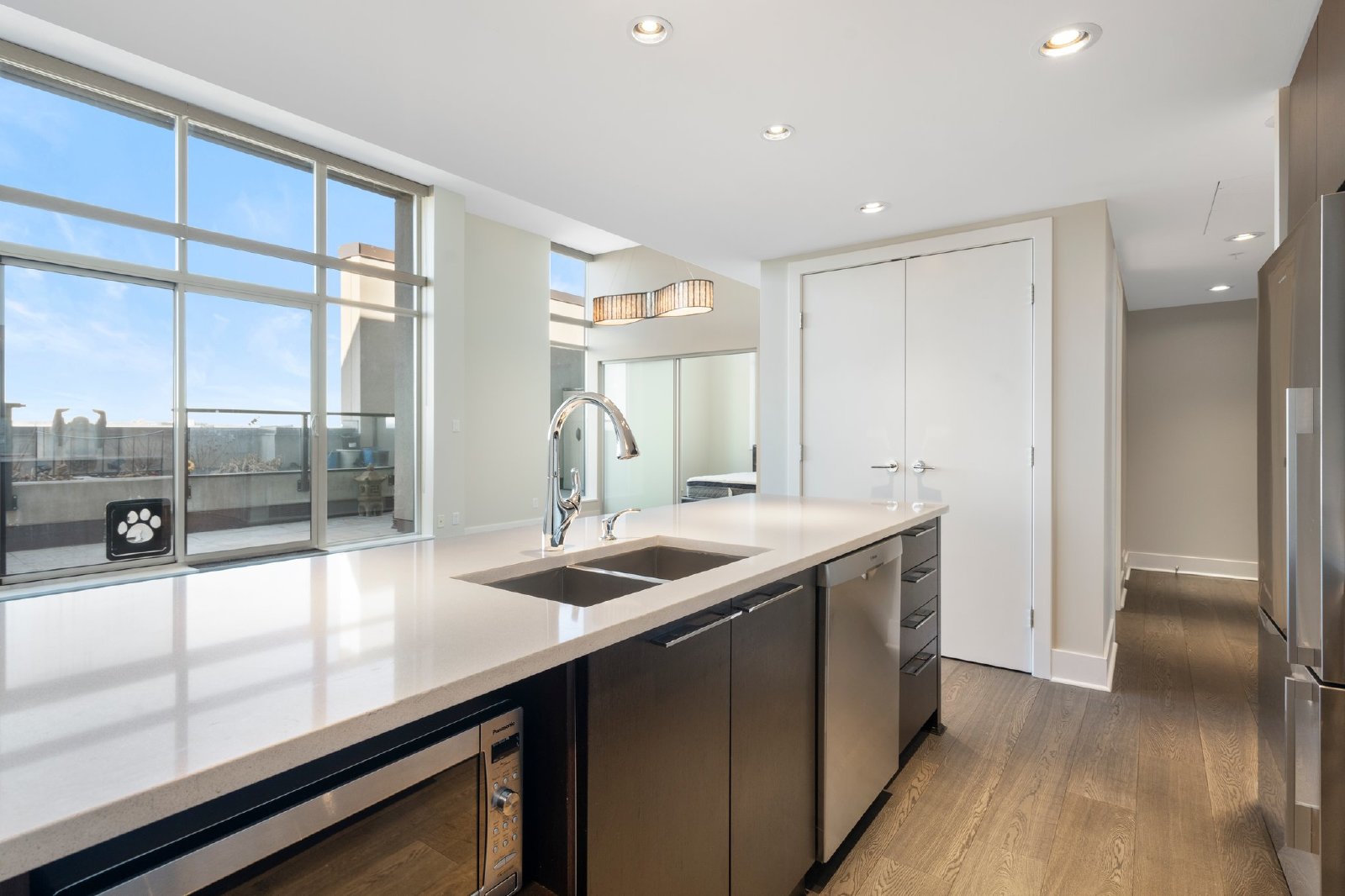 3001, 1111 10 Street SW - 1 property image