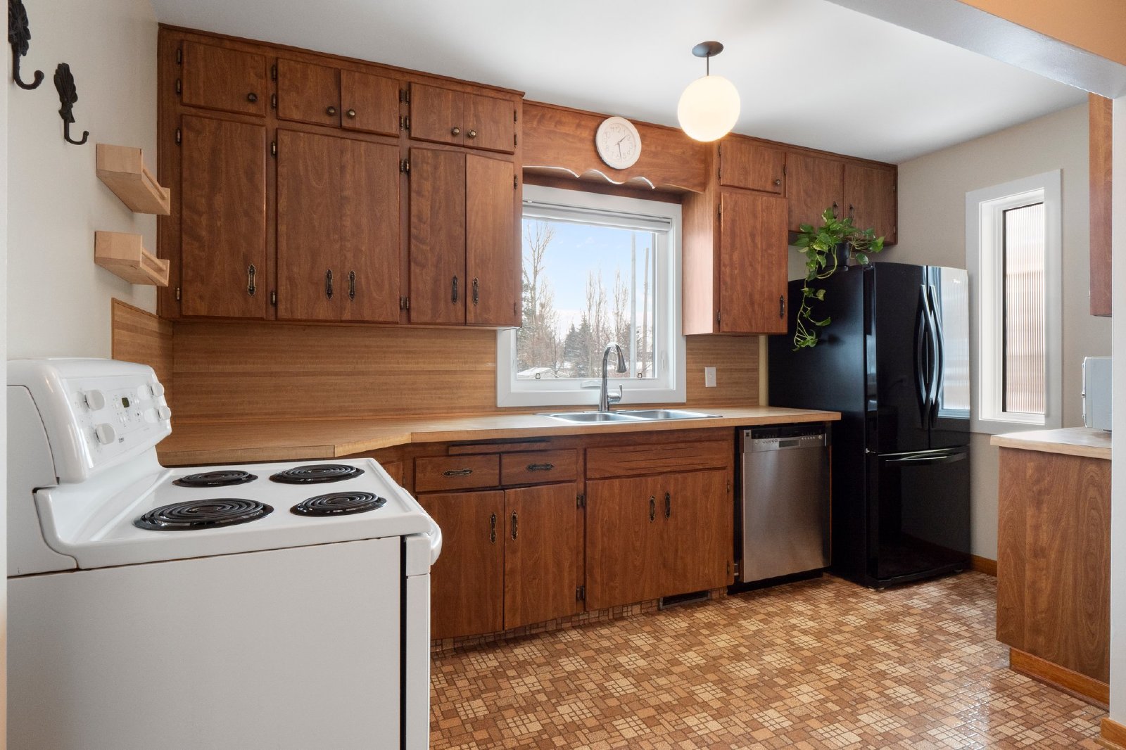 1243 Richland Rd NE -NR - - property image