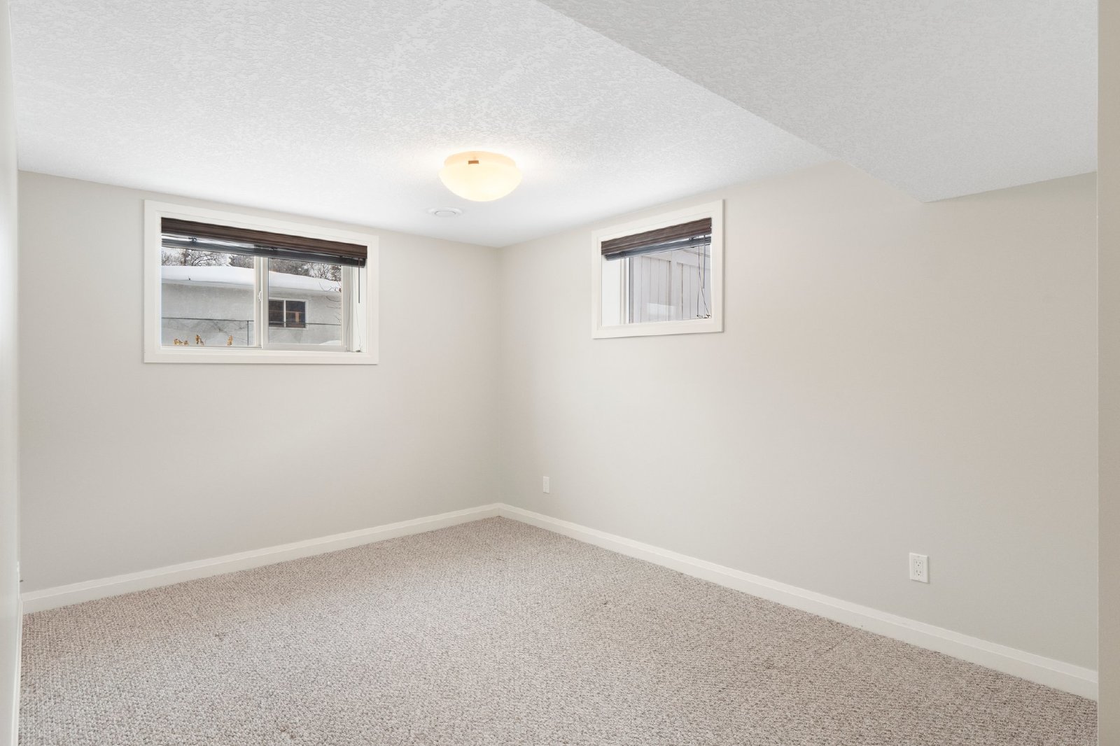 1243 Richland Rd NE -NR - - property image