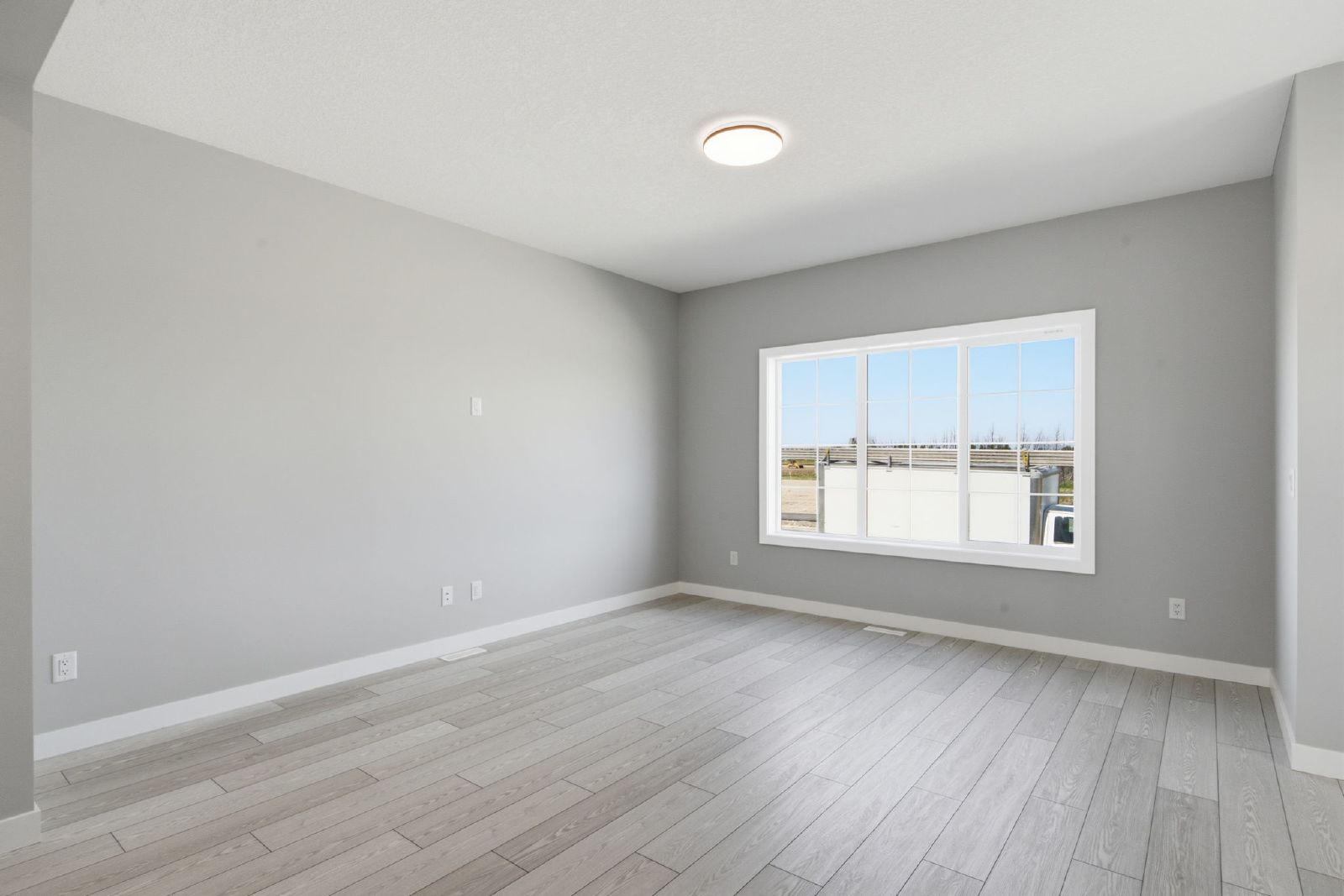 9973 Huxbury Drive NE - A property image