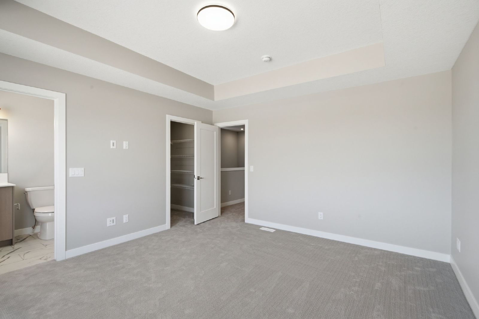 9917 Huxbury Drive Northeast - A property image