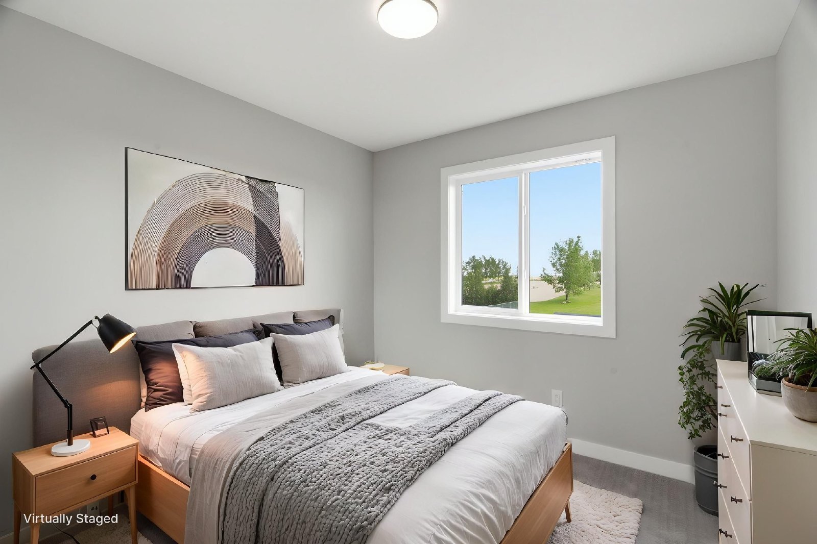 9917 Huxbury Drive Northeast - A property image