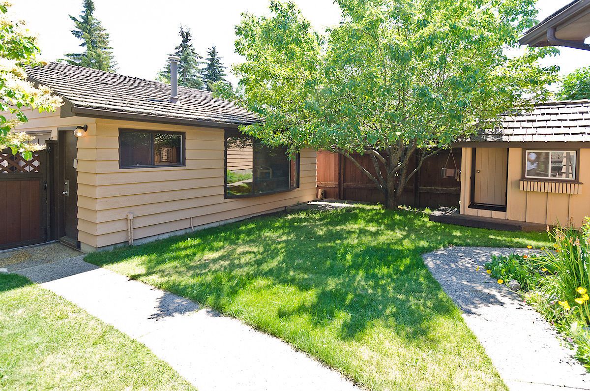 740 Coach Bluff Crescent SW - - property image