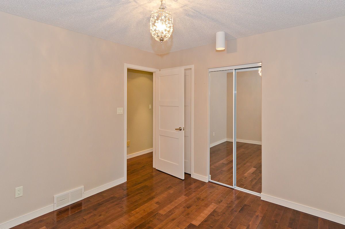 740 Coach Bluff Crescent SW - - property image