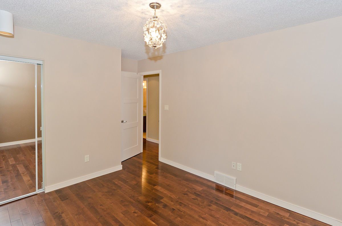 740 Coach Bluff Crescent SW - - property image
